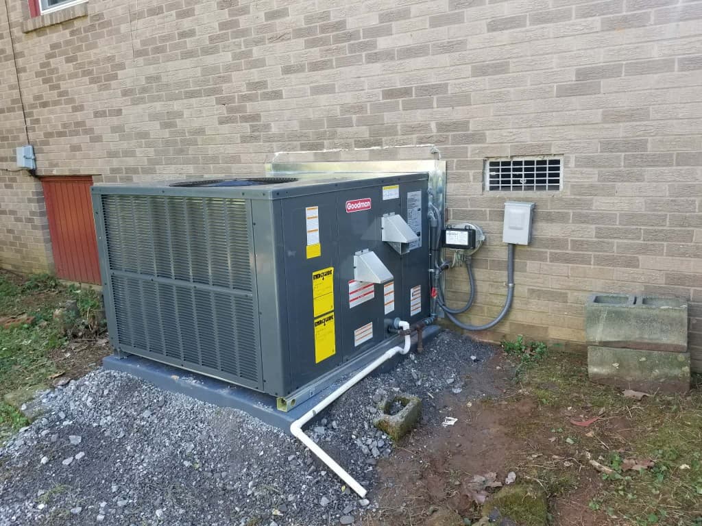 All-in-one gas pack installation